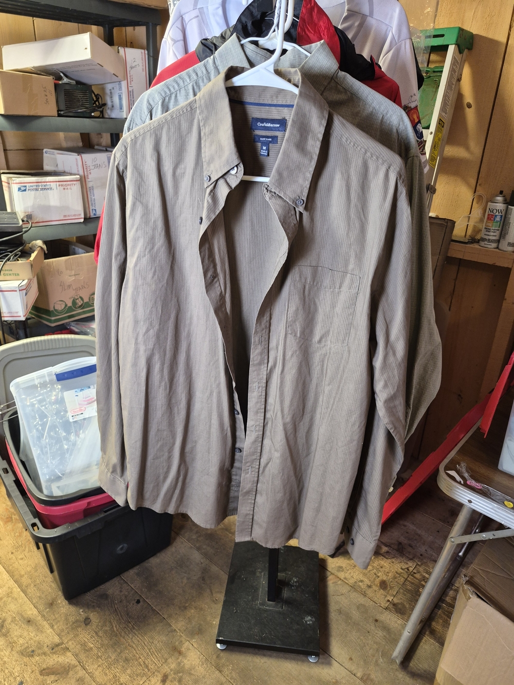 croft & barrow Men's Light Brown Button-Up Shirt Bin 54